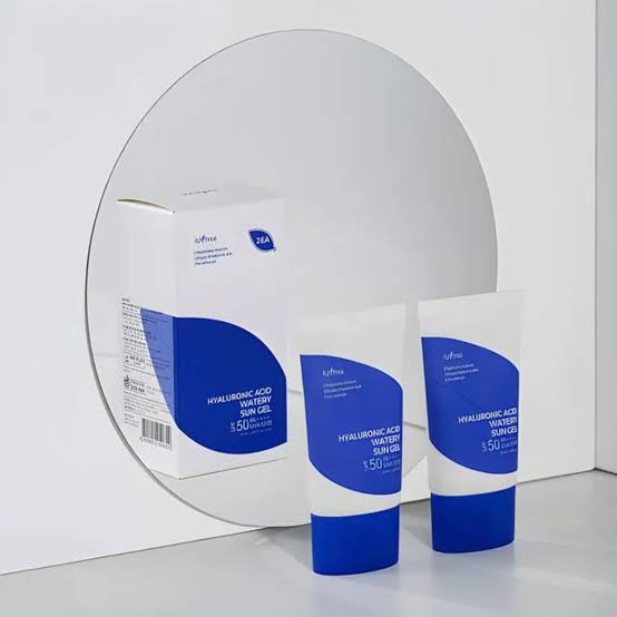 Isntree Hyaluronic Acid Watery Sun Gel SPF 50+ PA++++